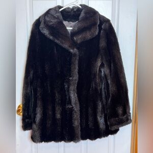 Vintage Dubrowksy & Perlbinder faux fur coat